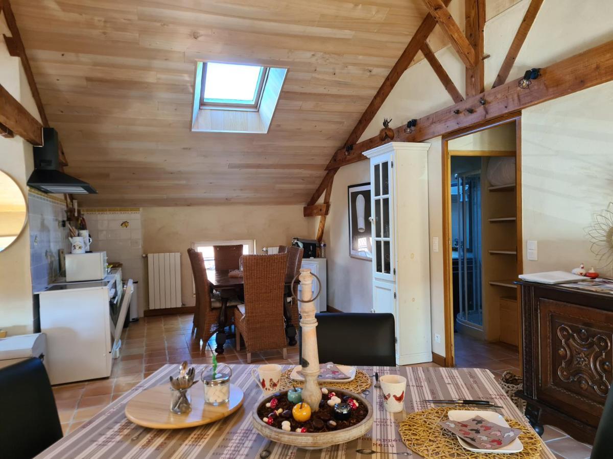 Le Coq En Repos Bed and Breakfast Saint-Sylvestre-sur-Lot Eksteriør billede